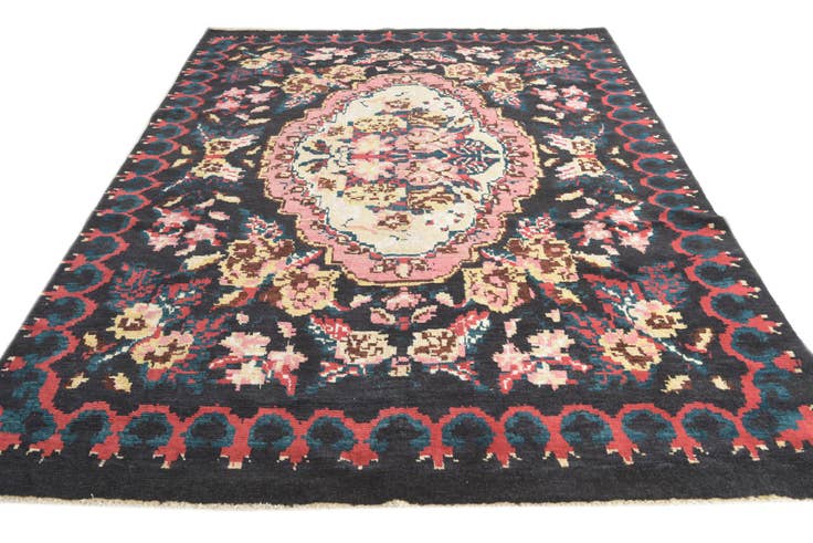 Detail image of 8' x 10' 2 Hand Knotted Darya Wool Rug