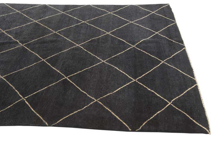 5' 8 x 8' 2 Hand Knotted Darya Wool Rug