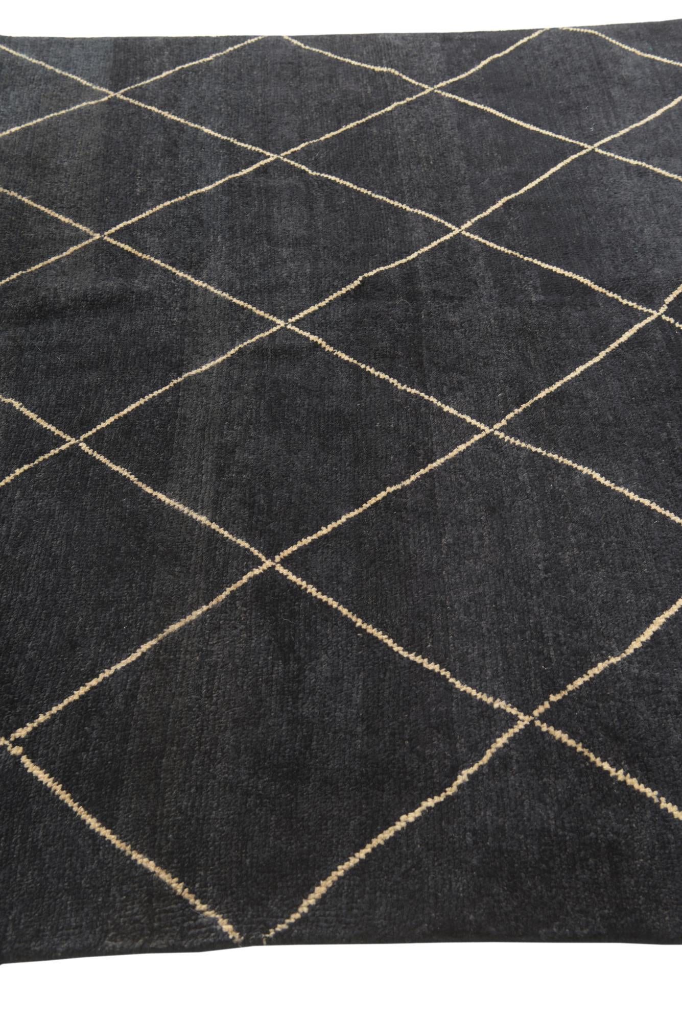 5' 8 x 8' 2 Hand Knotted Darya Wool Rug