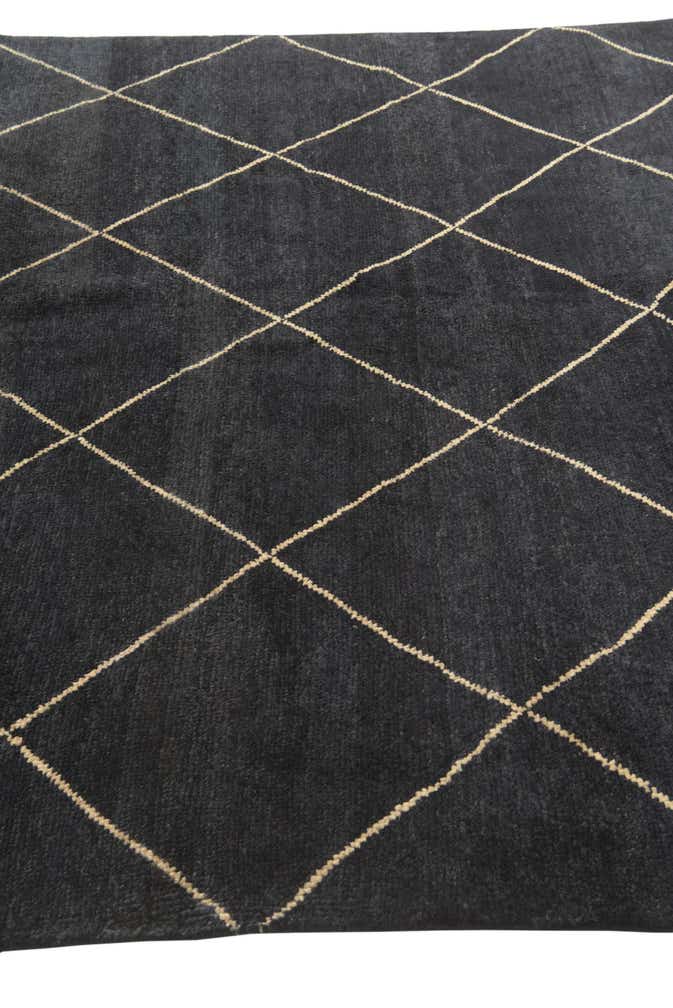 5' 8 x 8' 2 Hand Knotted Darya Wool Rug