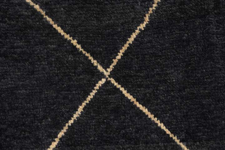 5' 8 x 8' 2 Hand Knotted Darya Wool Rug