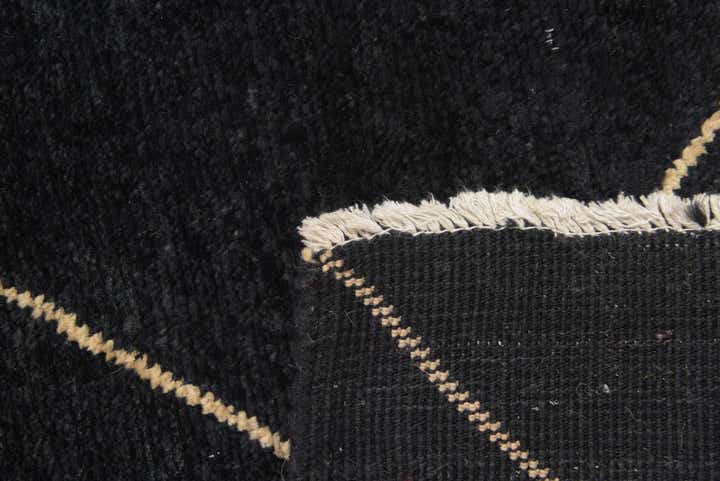 5' 8 x 8' 2 Hand Knotted Darya Wool Rug