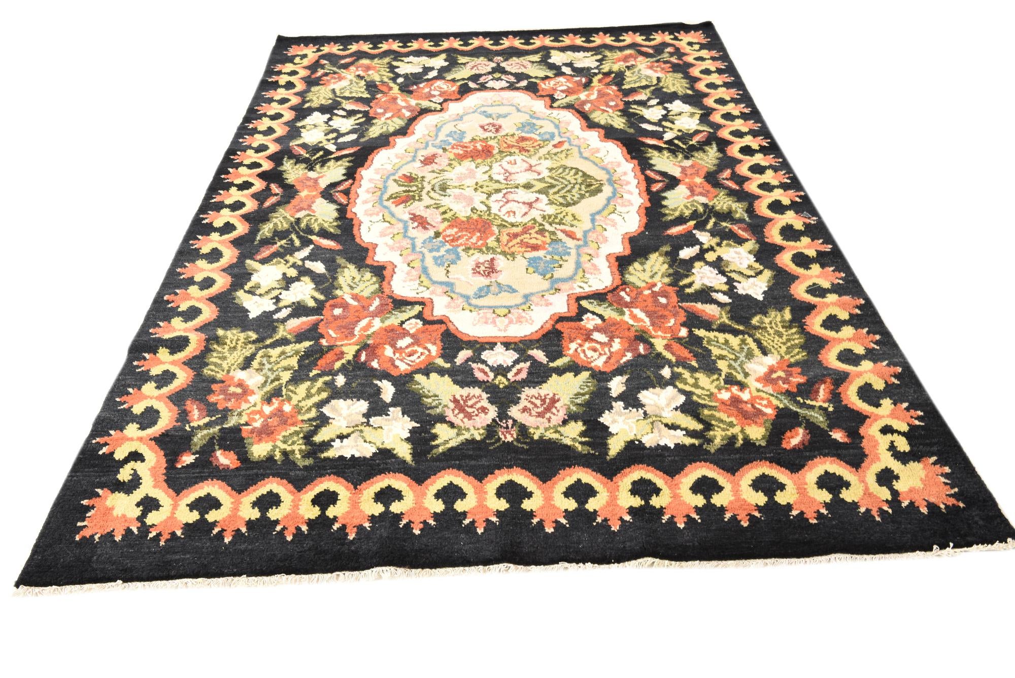 6' 4 x 10' 1 Hand Knotted Darya Rug