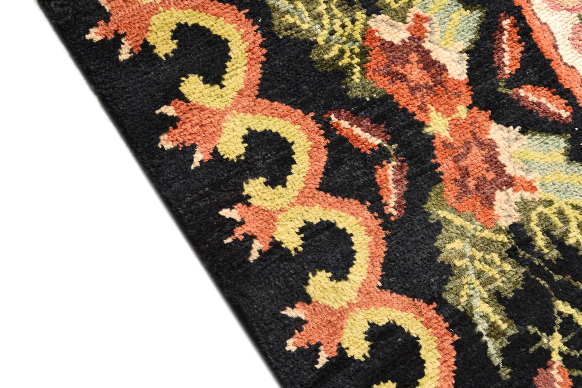 6' 4 x 10' 1 Hand Knotted Darya Rug