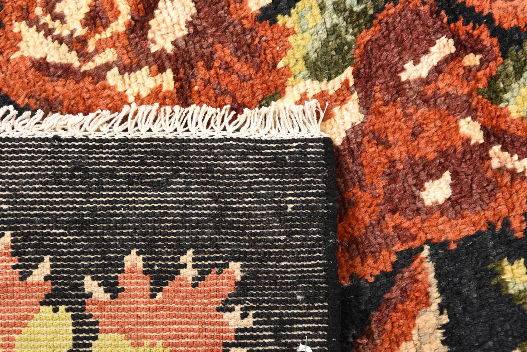 6' 4 x 10' 1 Hand Knotted Darya Rug