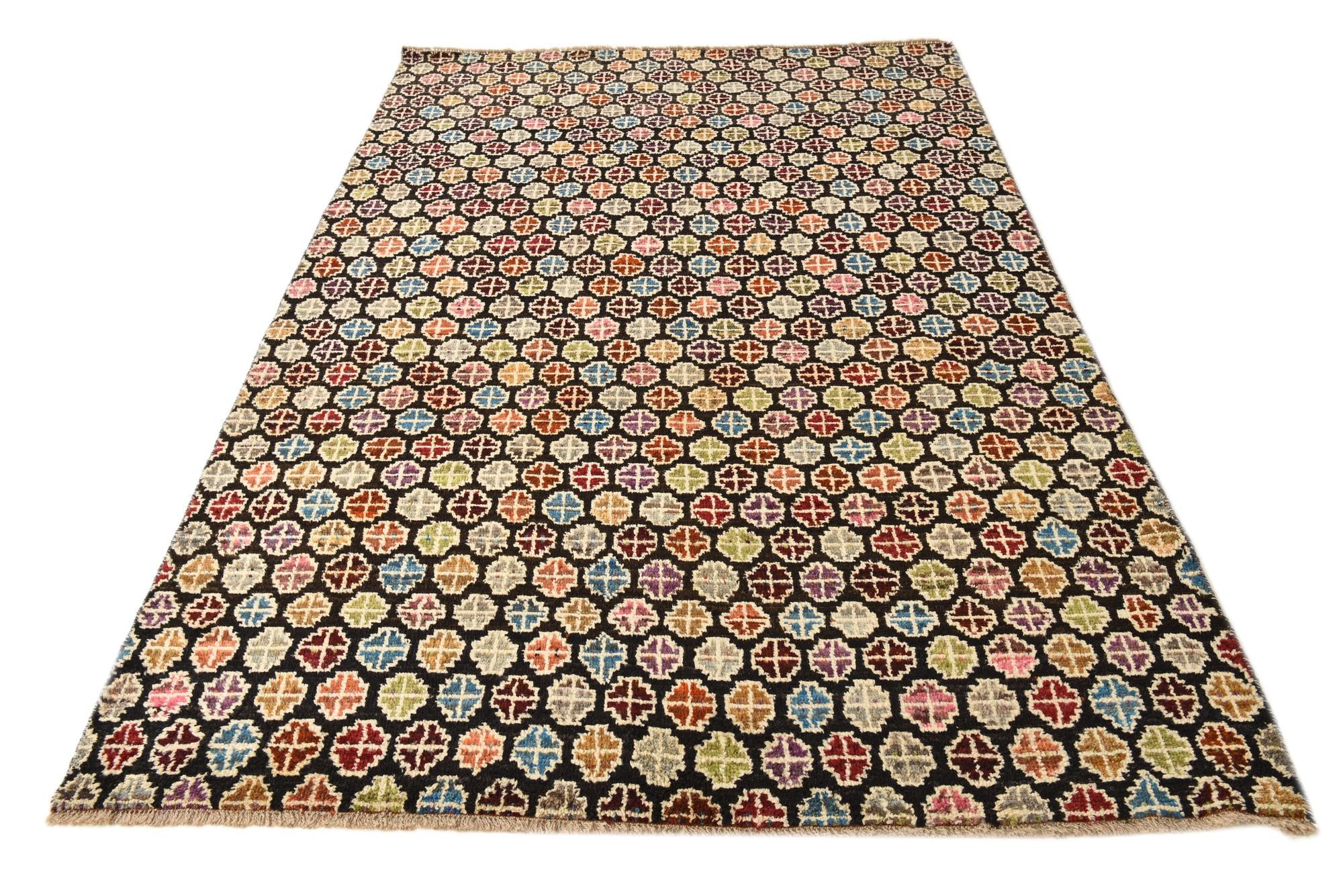 6' 2 x 9' 3 Hand Knotted Darya Wool Rug