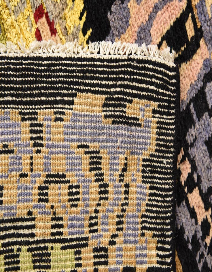 Detail image of 7' 10 x 10' 4 Hand Knotted Darya Rug