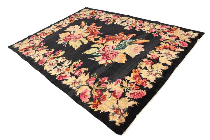 7' 6 x 10' 5 Hand Knotted Darya Rug