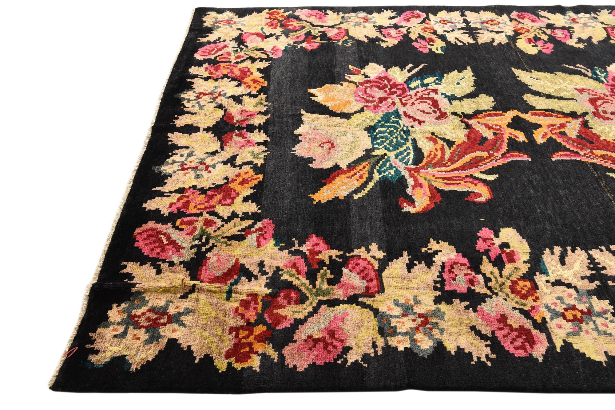 7' 6 x 10' 5 Hand Knotted Darya Rug