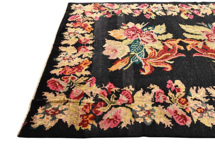 7' 6 x 10' 5 Hand Knotted Darya Rug