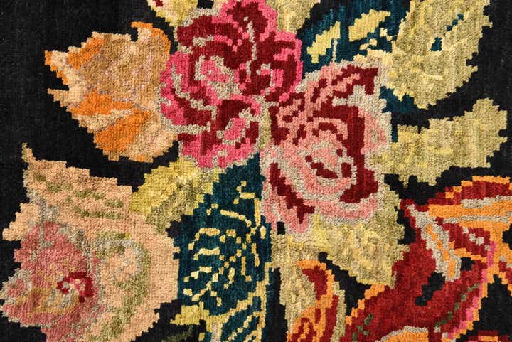 7' 6 x 10' 5 Hand Knotted Darya Rug