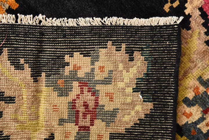 7' 6 x 10' 5 Hand Knotted Darya Rug