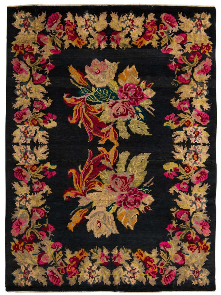 7' 6 x 10' 5 Hand Knotted Darya Rug