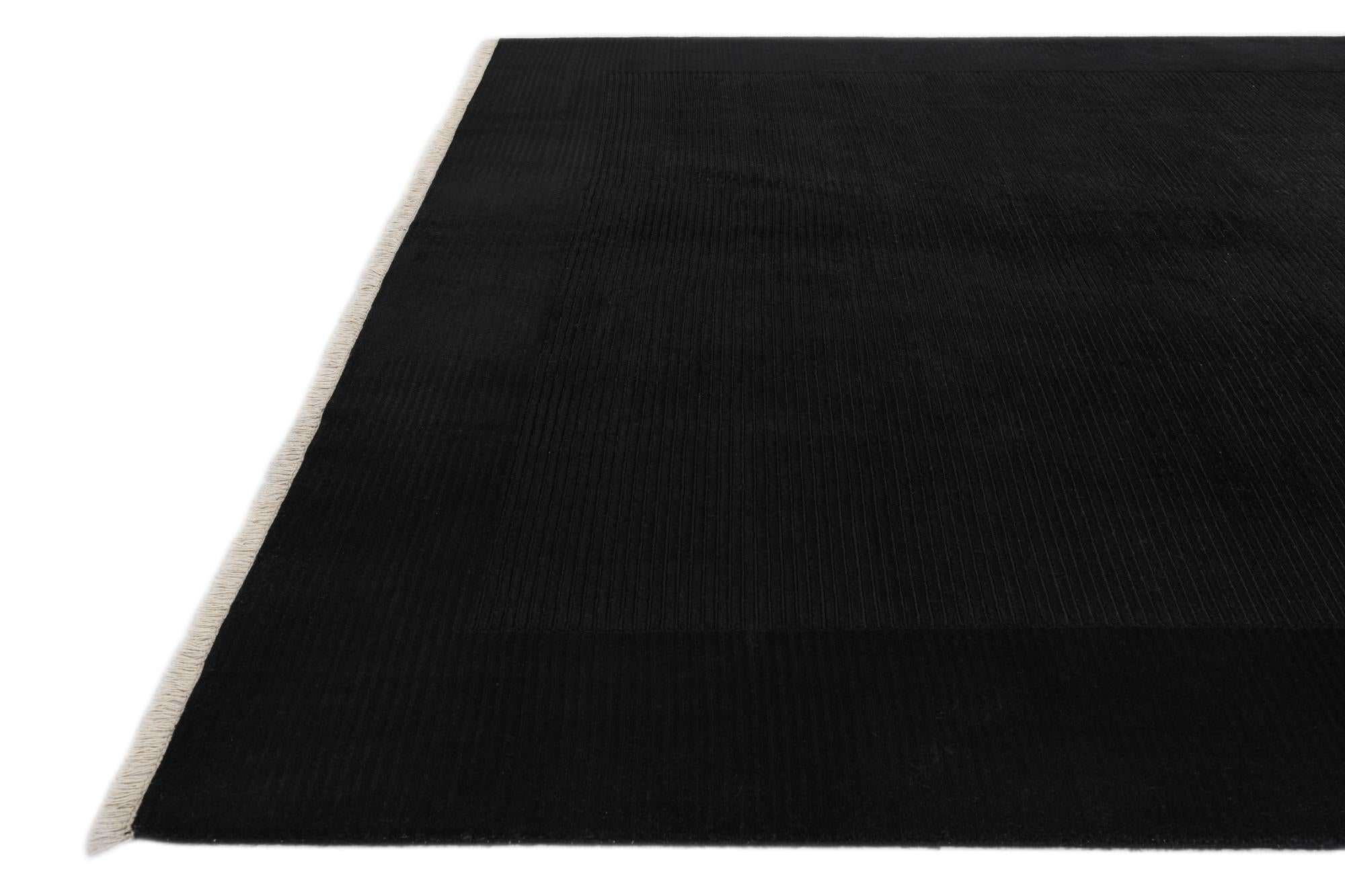 7' 11 x 9' 9 Hand Knotted Darya Wool Rug