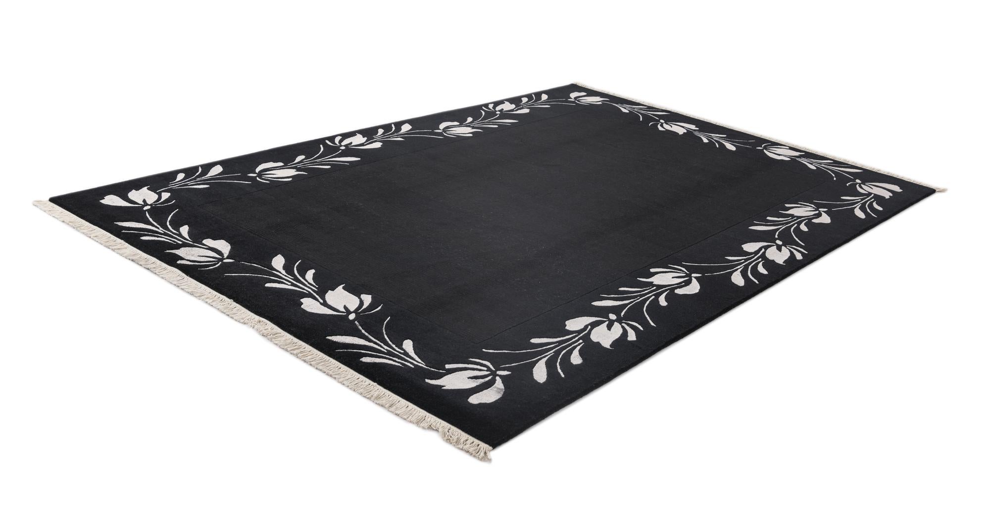 6' 8 x 9' 9 Hand Knotted Darya Wool Rug