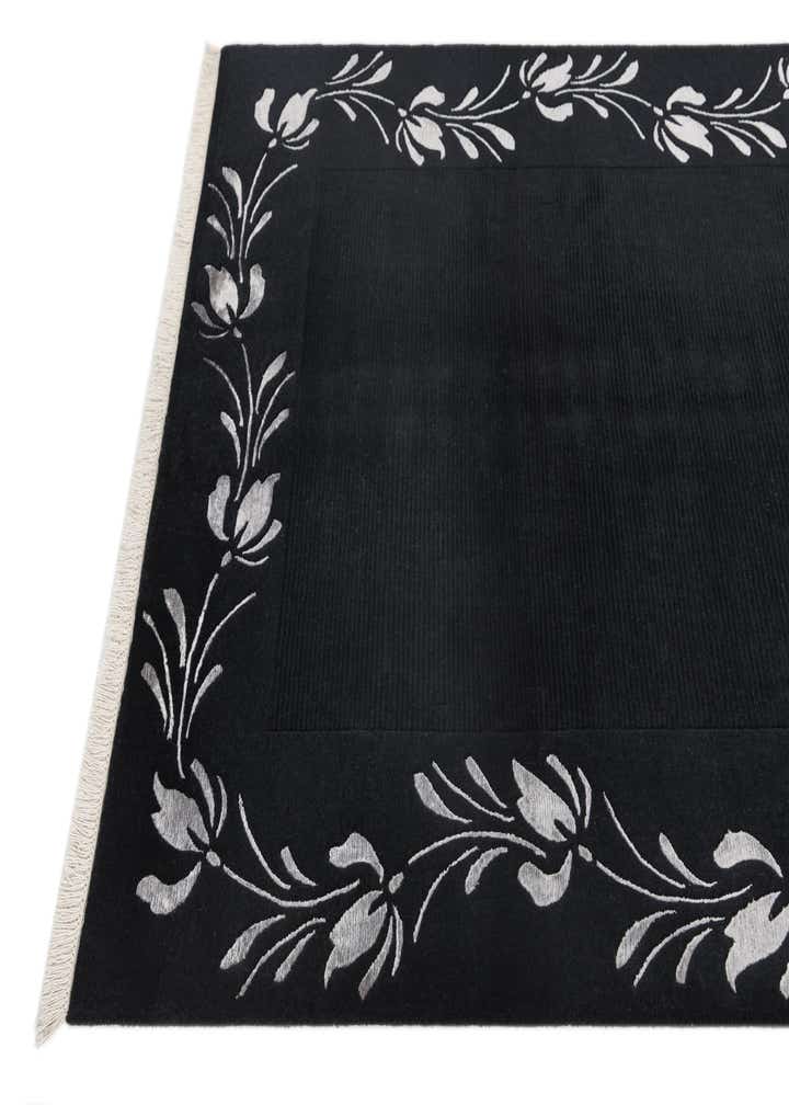 4' 11 x 6' 11 Hand Knotted Darya Wool Rug