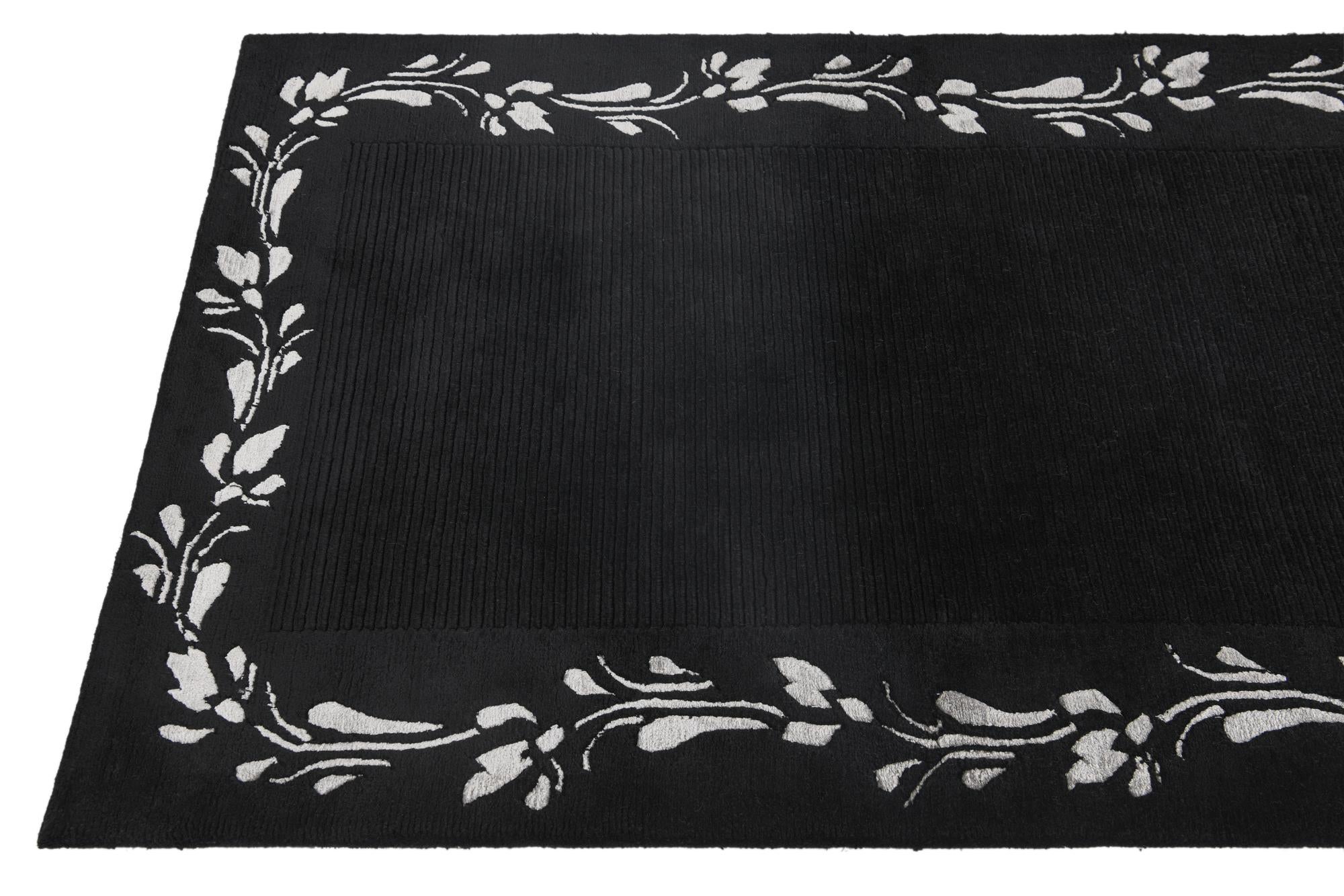 3' x 4' 11 Hand Knotted Darya Wool Rug