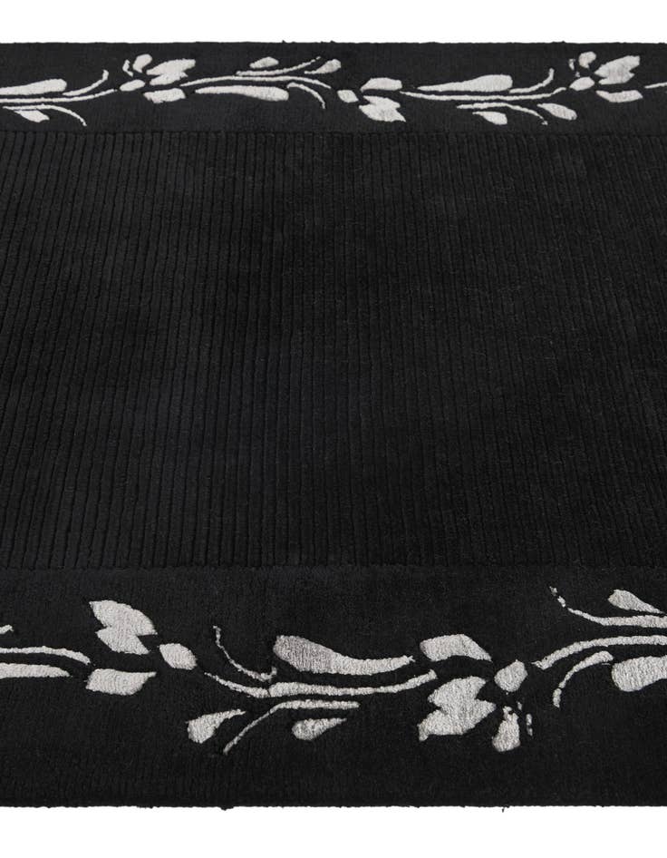 Detail image of 3' x 4' 11 Hand Knotted Darya Wool Rug