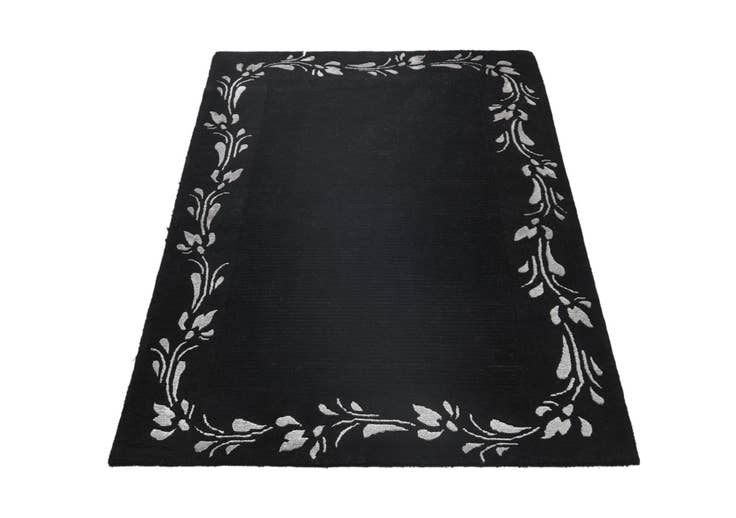 Detail image of 3' 1 x 5' Hand Knotted Darya Wool Rug