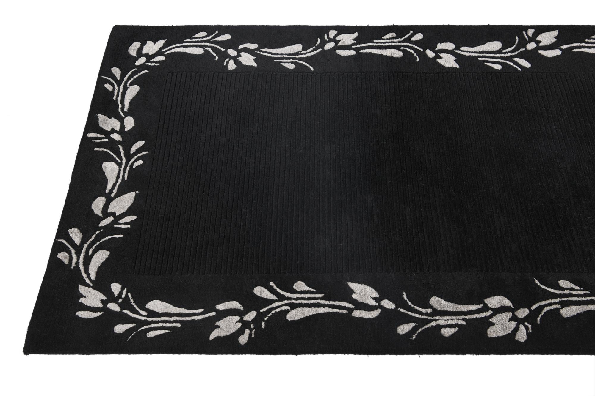 2' 11 x 3' 8 Hand Knotted Darya Wool Rug