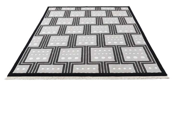 5' 7 x 7' 10 Darya Rug