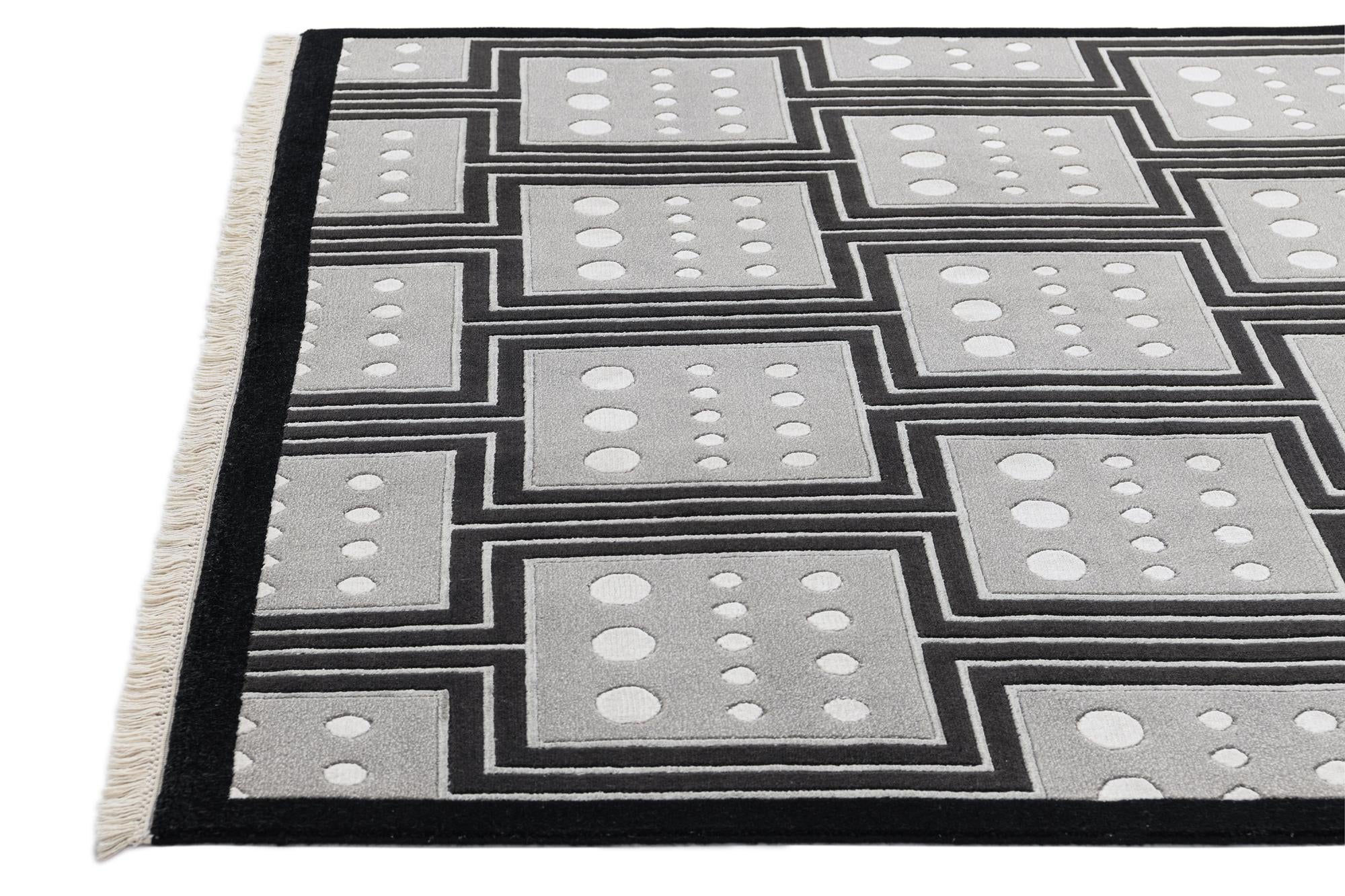 5' 7 x 7' 10 Darya Rug