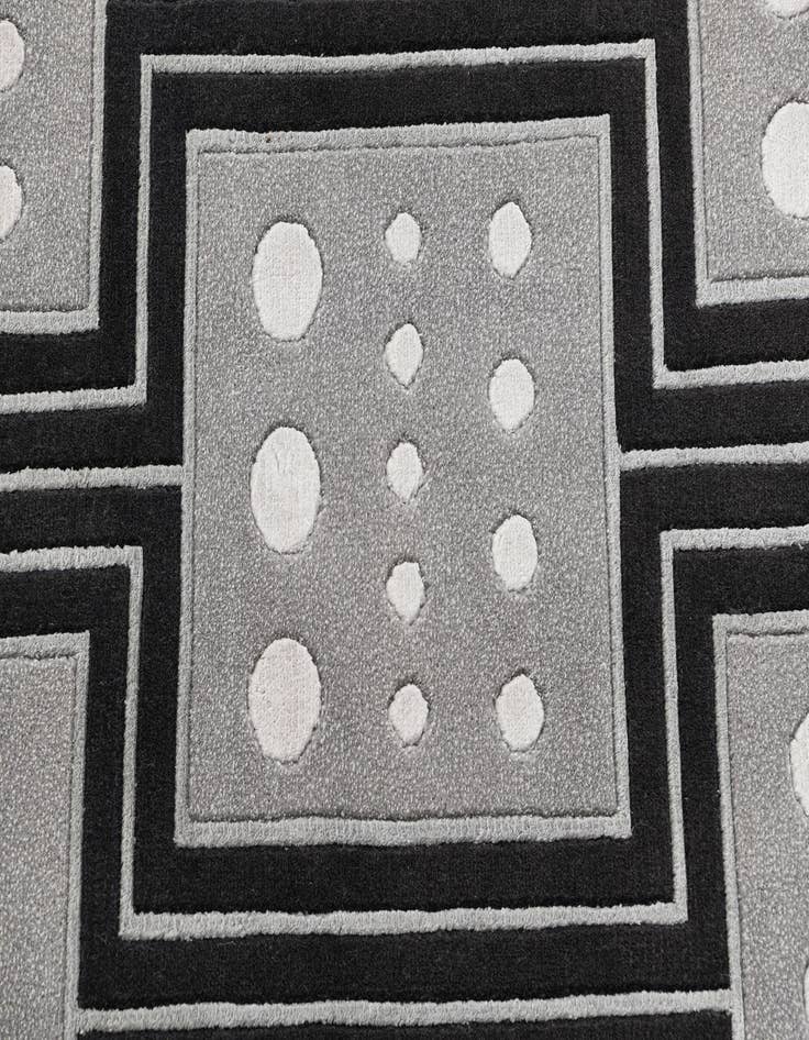 Detail image of 5' 7 x 7' 10 Darya Rug