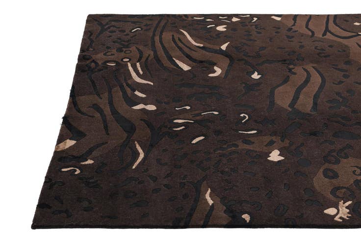 Detail image of 5' 9 x 7' 10 Darya Rug