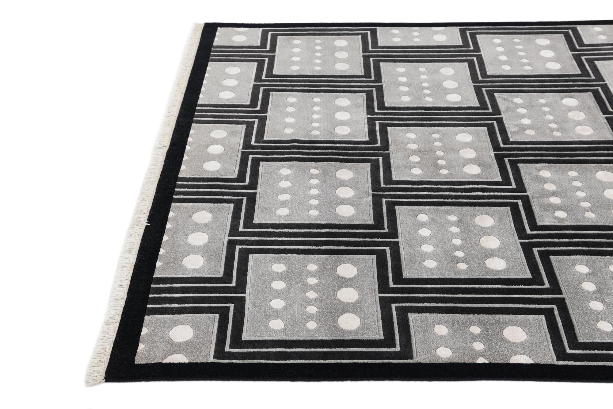 5' 7 x 7' 10 Hand Knotted Darya Wool Rug