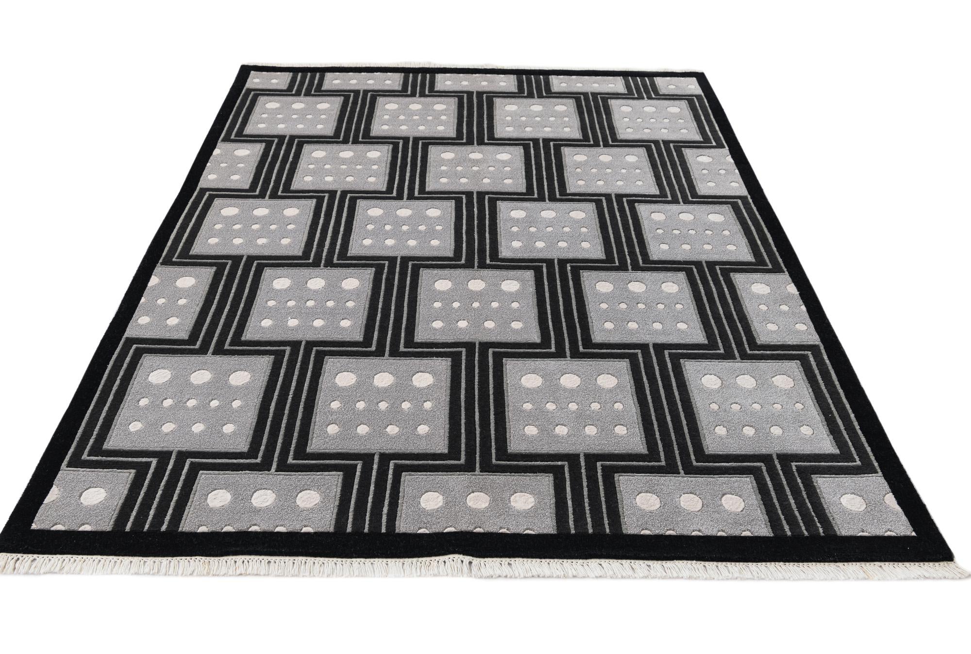 5' 7 x 7' 10 Hand Knotted Darya Wool Rug