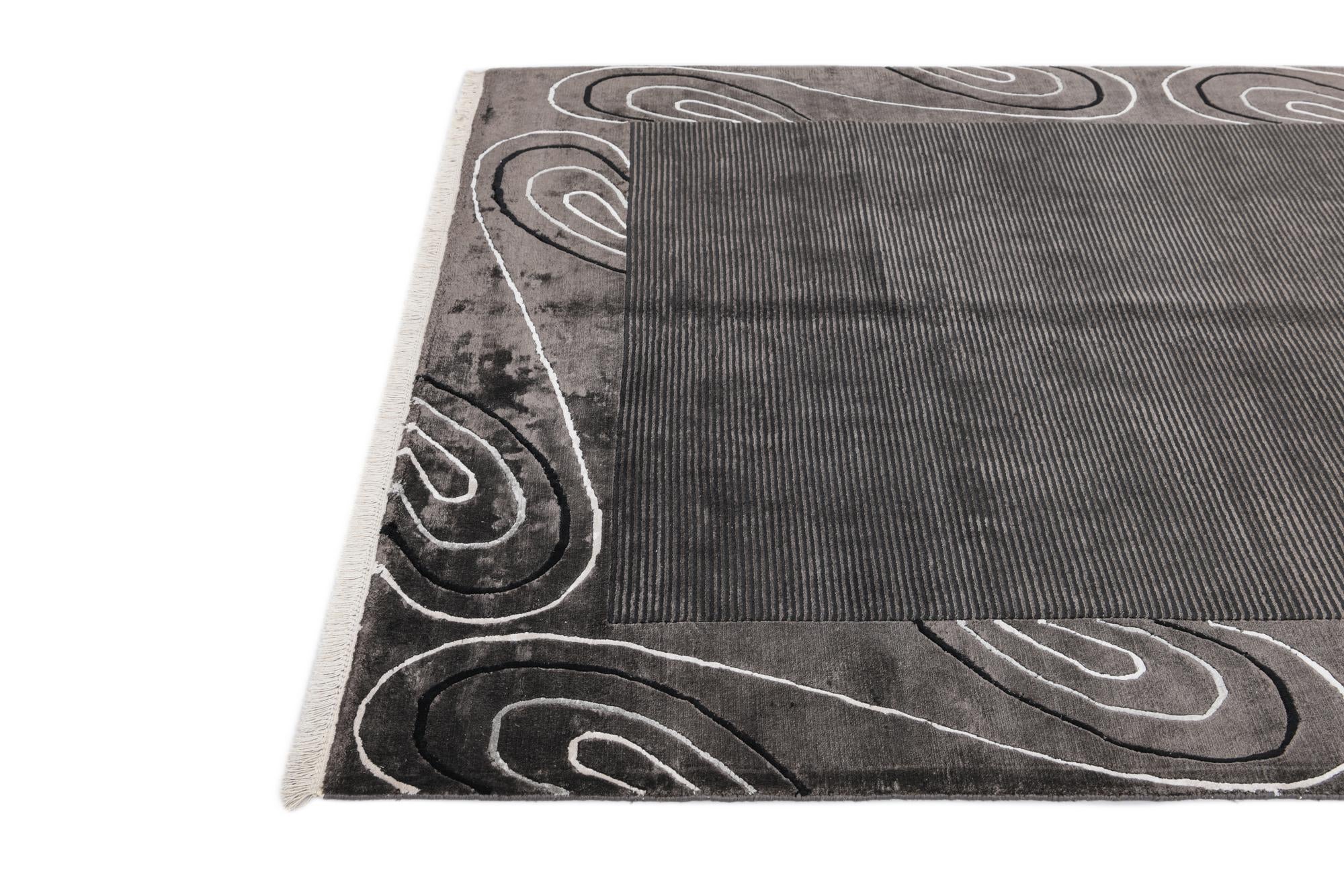 5' 7 x 7' 10 Hand Knotted Darya Wool Rug