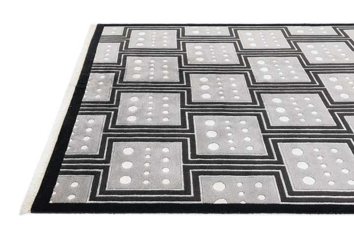 5' 7 x 7' 10 Darya Rug