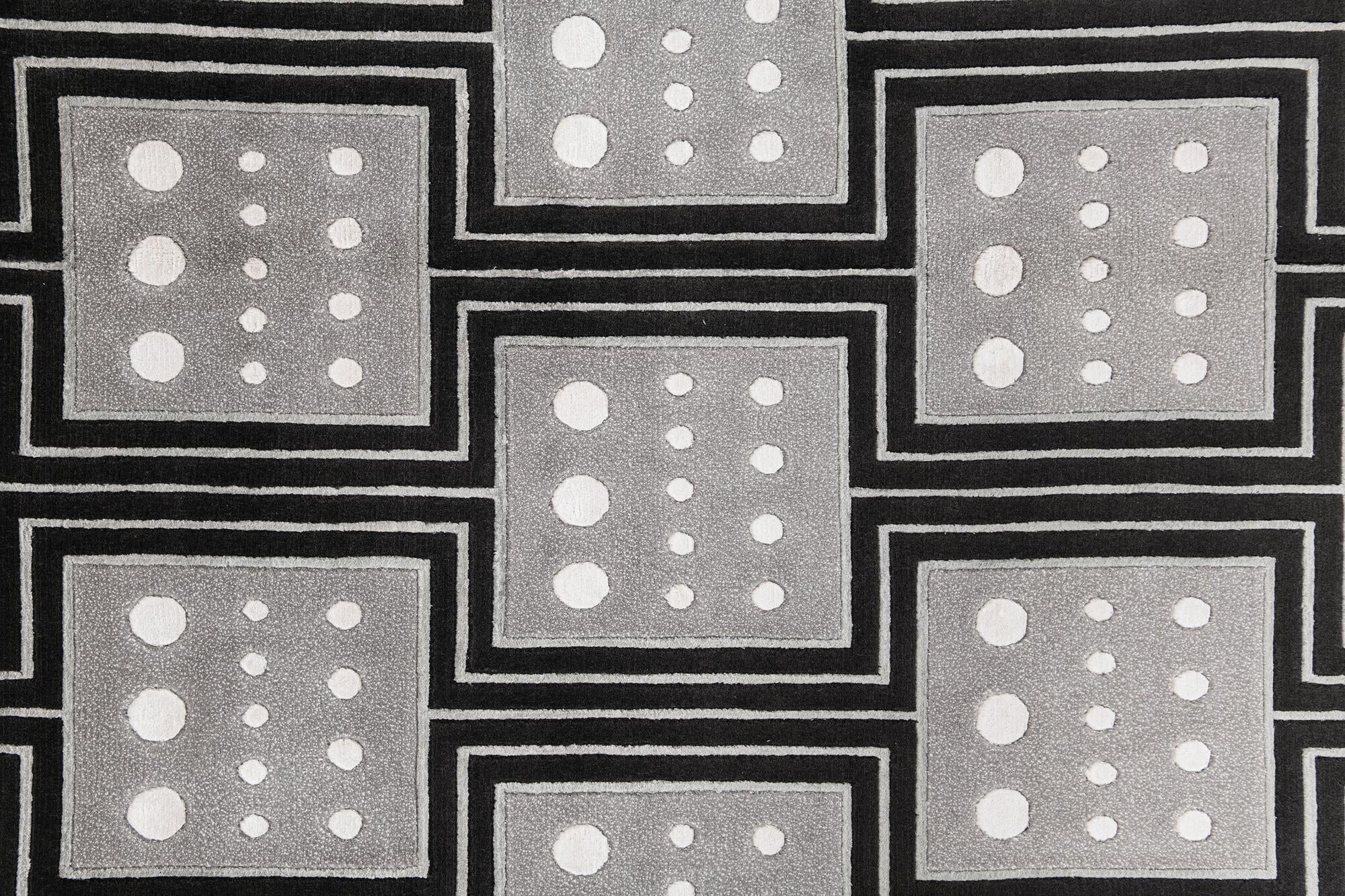 5' 7 x 7' 10 Darya Rug