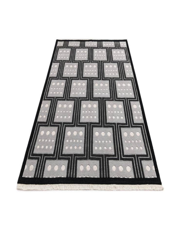 Detail image of 5' 6 x 8'  Hand Knotted Darya Wool Rug