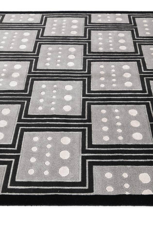 Detail image of 5' 6 x 8' Hand Knotted Darya Wool Rug