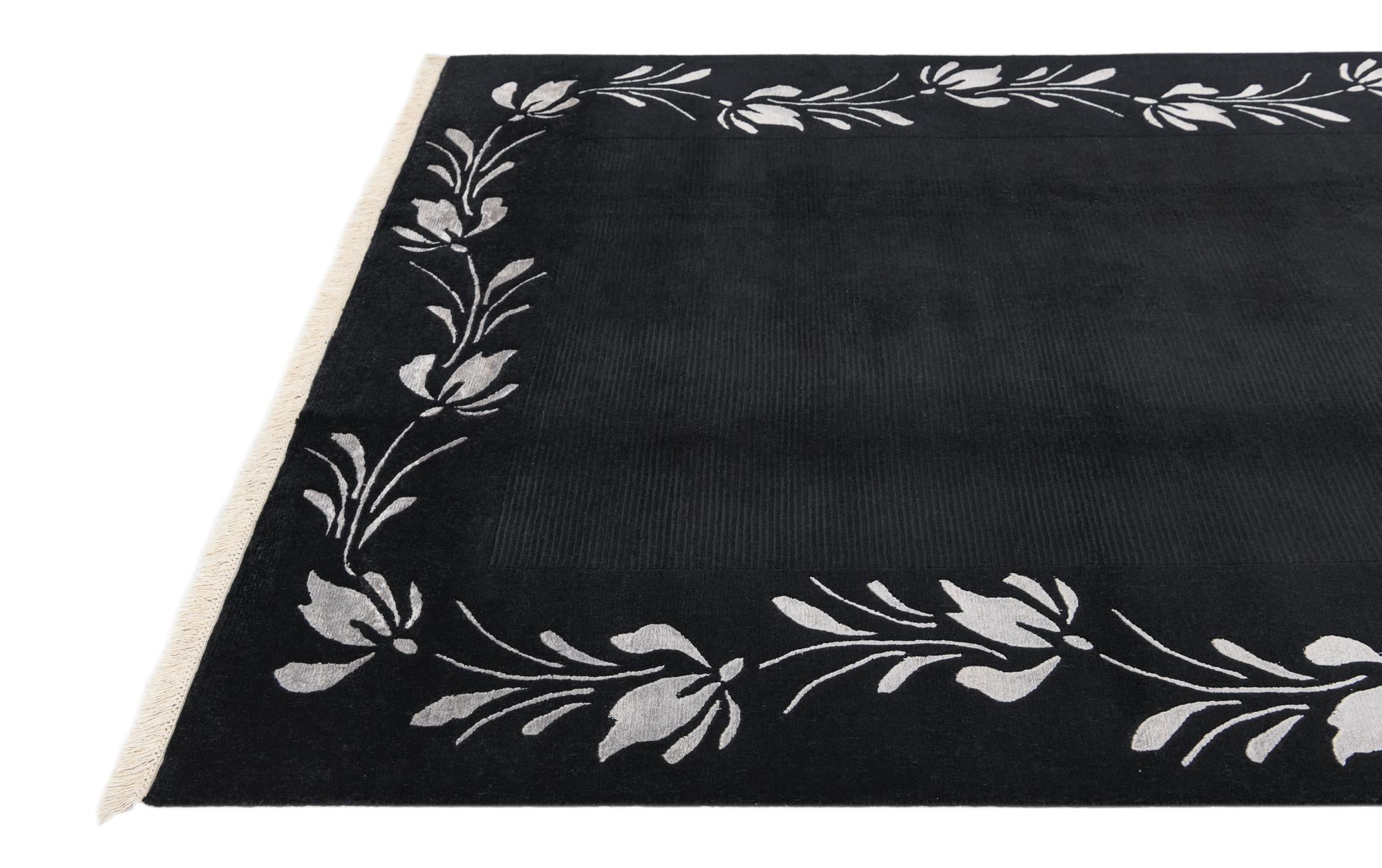 5' 9 x 8' Hand Knotted Darya Wool Rug