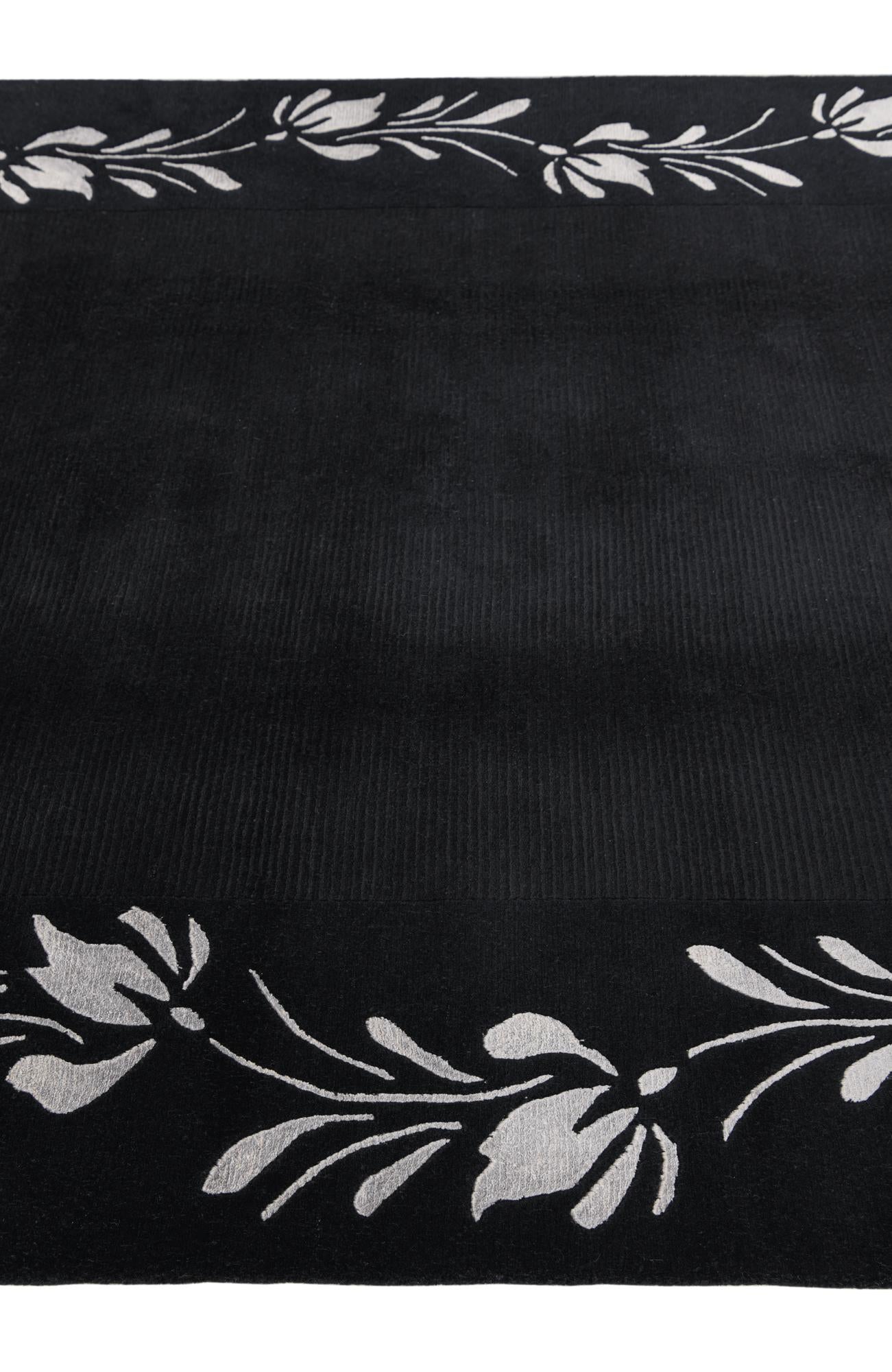 5' 9 x 8' Hand Knotted Darya Wool Rug