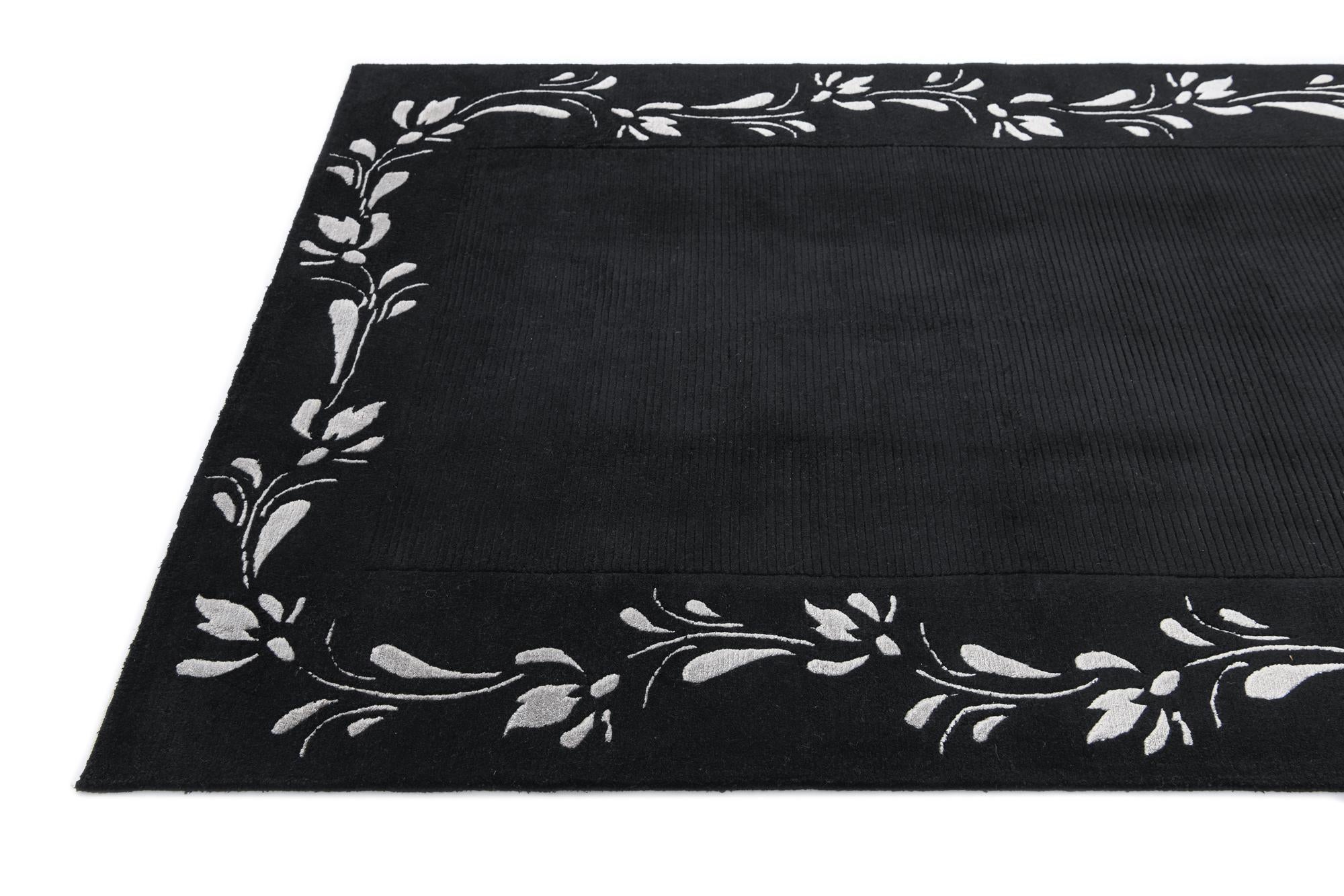4' 8 x 6' 4 Hand Knotted Darya Wool Rug