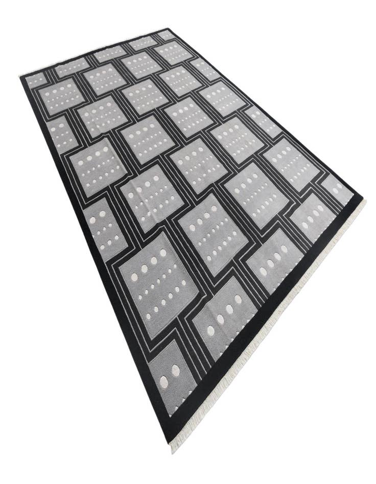 Detail image of 8' 2 x 11' 4  Hand Knotted Darya Wool Rug