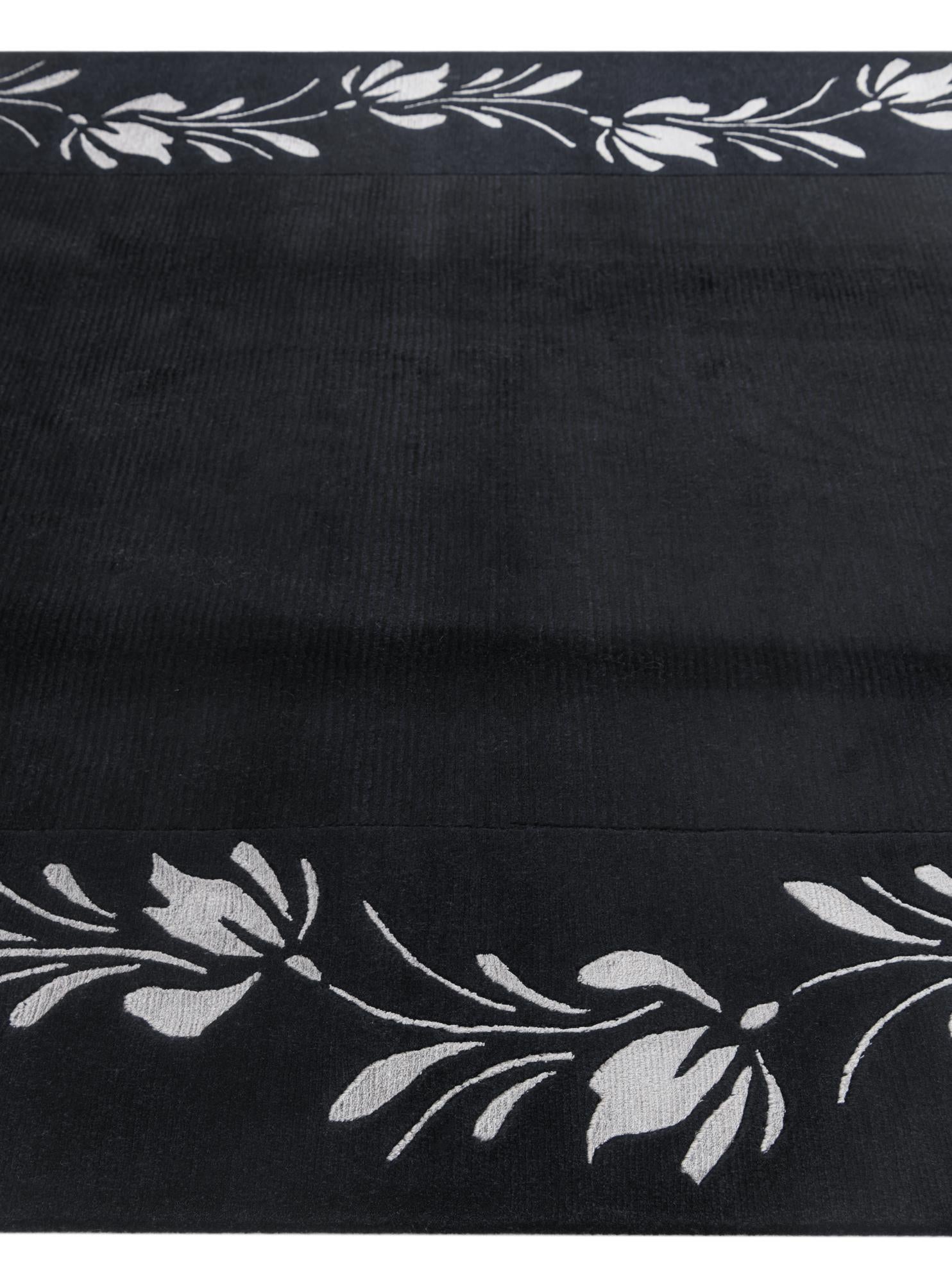 5' 8 x 7' 10 Hand Knotted Darya Wool Rug
