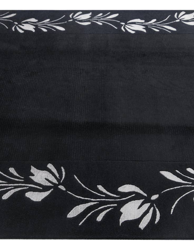 Detail image of 5' 8 x 7' 10 Hand Knotted Darya Wool Rug