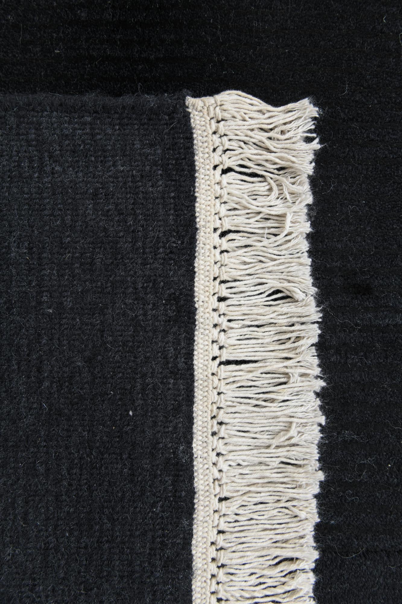 5' 8 x 7' 10 Hand Knotted Darya Wool Rug