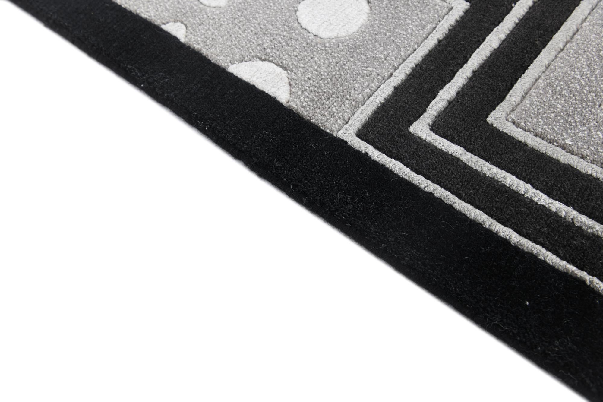 5' 6 x 7' 10 Hand Knotted Darya Wool Rug