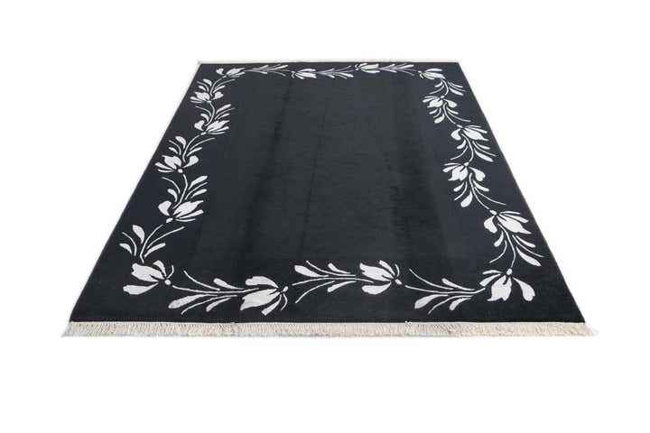 5' 8 x 7' 11 Hand Knotted Darya Wool Rug