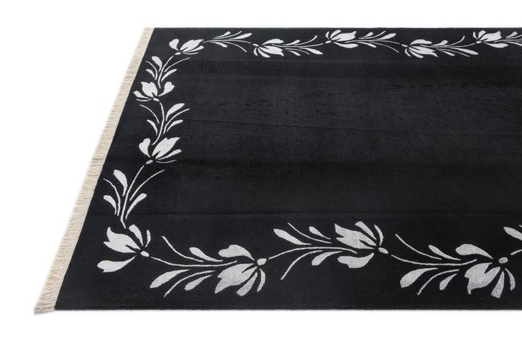 Detail image of 5' 8 x 7' 11 Hand Knotted Darya Wool Rug