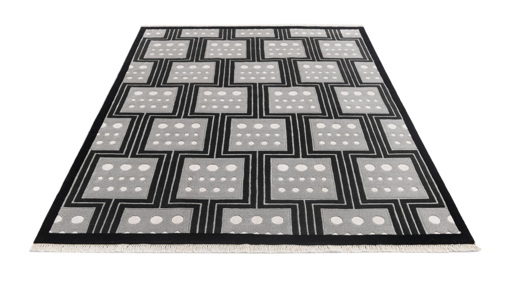 5' 6 x 7' 8 Hand Knotted Darya Wool Rug