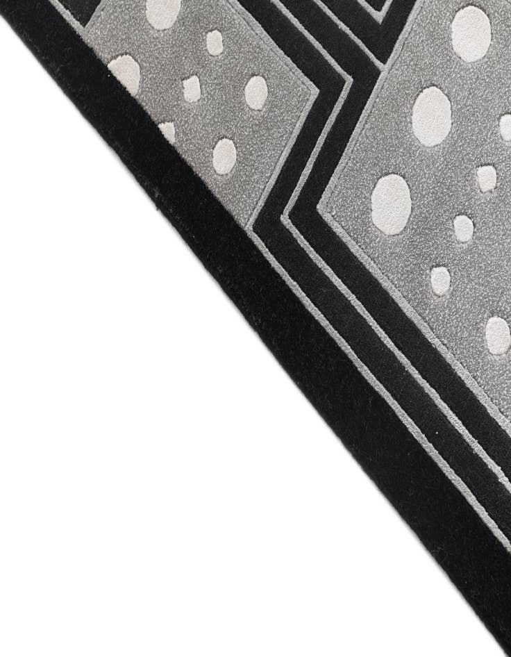 Detail image of 5' 6 x 7' 8  Hand Knotted Darya Wool Rug