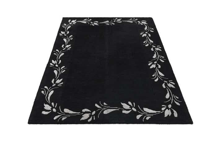 4' x 6' Darya Rug