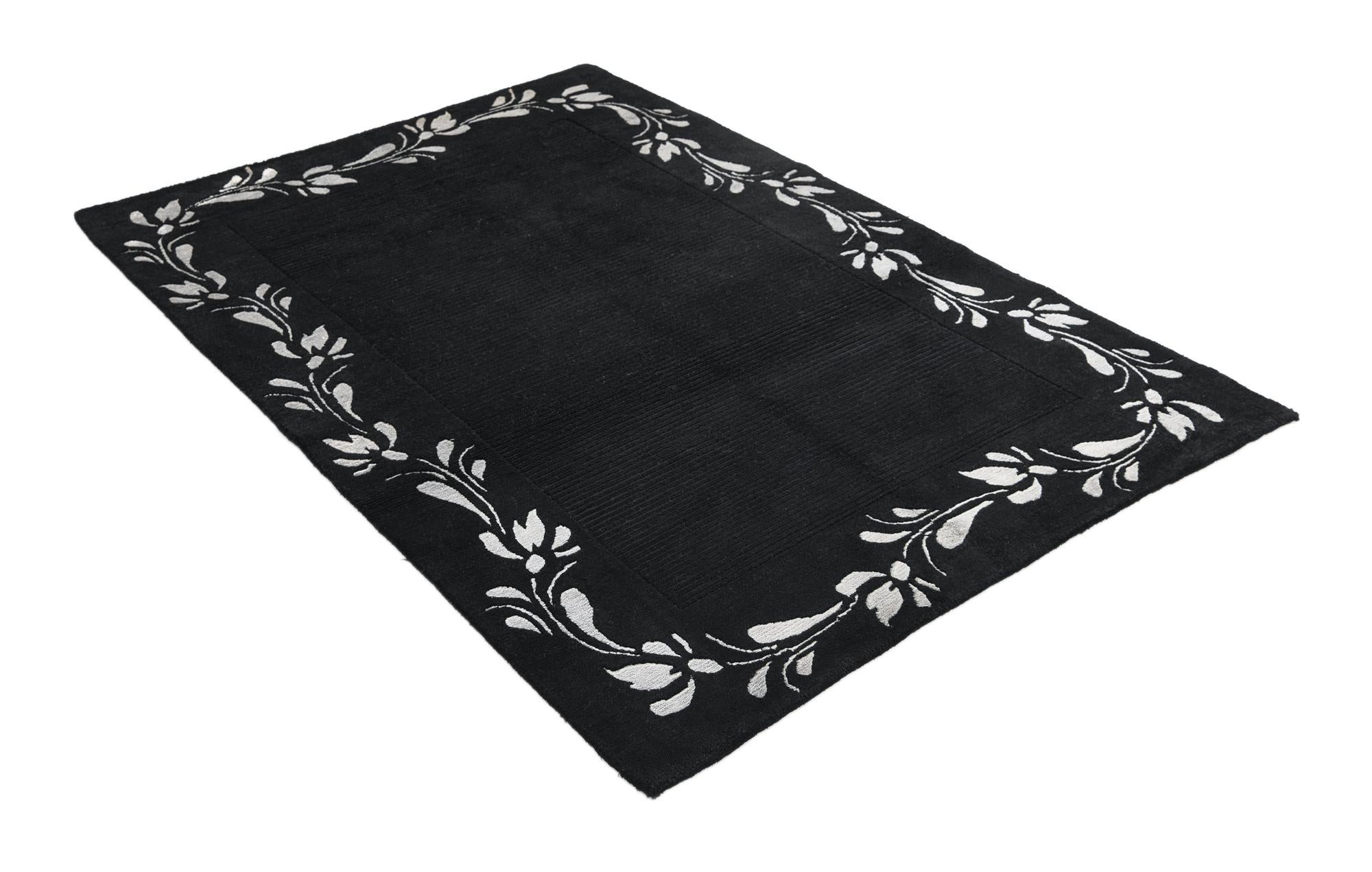 4' x 6' Darya Rug