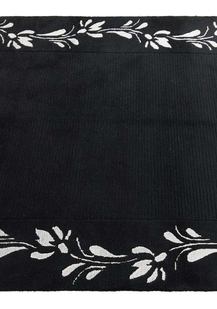 4' x 6' Darya Rug